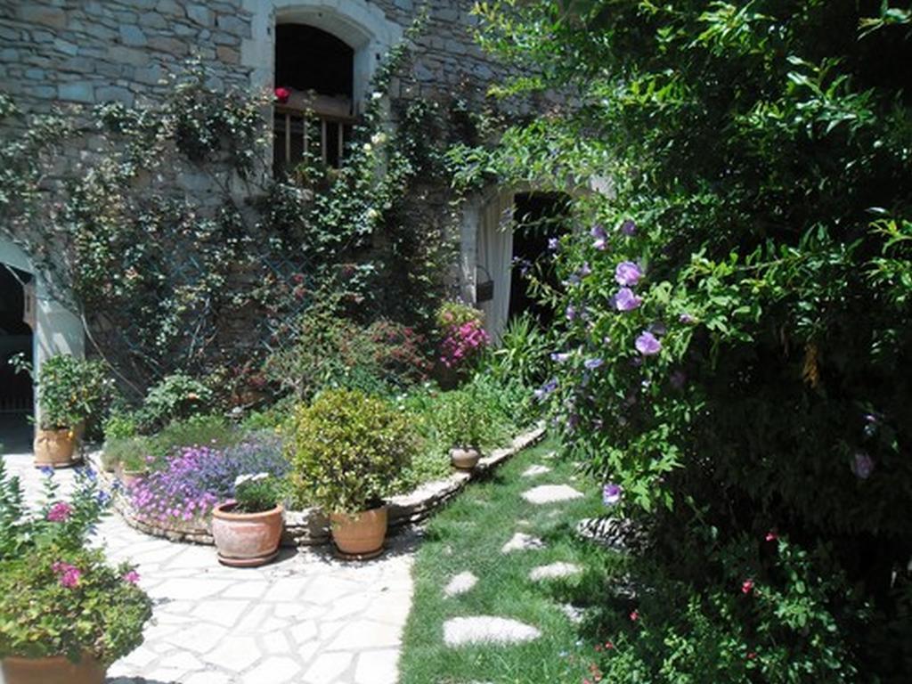 Le Clos D'Isabelle Bed and Breakfast Marsillargues Buitenkant foto